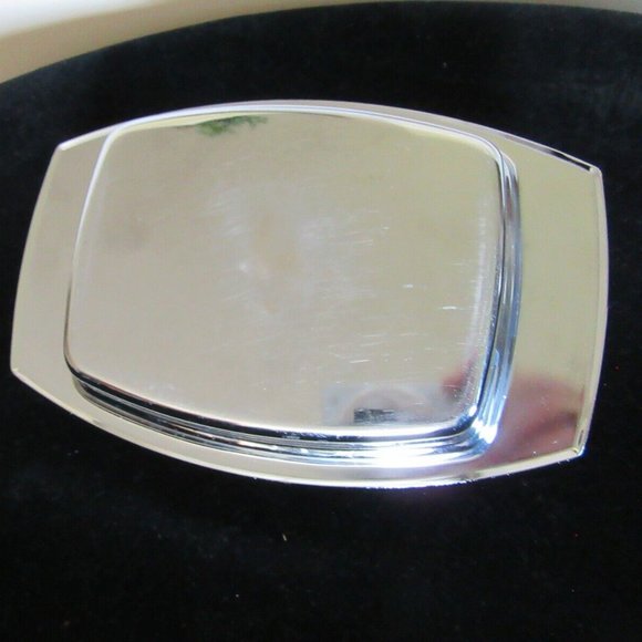 Metal Dish with a lid- Please read all description as is - Picture 7 of 10